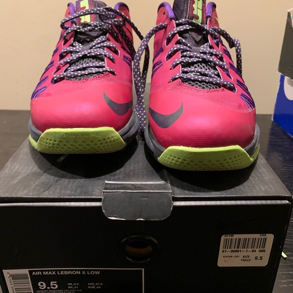 Lebroncurial Lebron X low raspberry - Picture 2 of 2